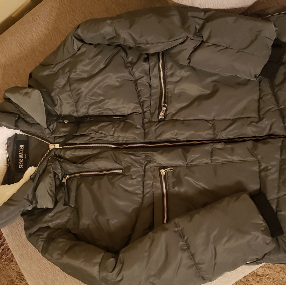 NWOT Steve Madden Puff Coat